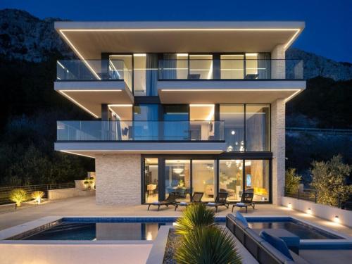 Luxury Villa Hedonia