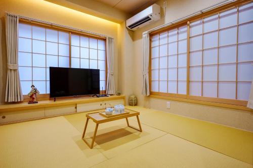 Ｍhotel201三ノ輪徒歩圏内上野銀座秋葉原六本木直通テレビ洗濯乾燥機完備東京下町の和風隠れ家観光に便利