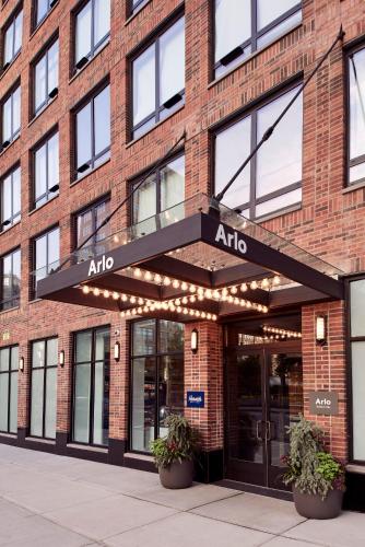 Muka bangunan atau pintu masuk Arlo SoHo