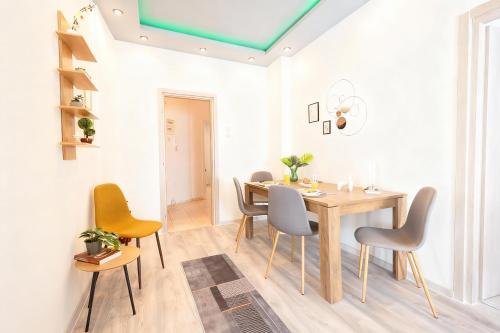 The Urban Family Suite