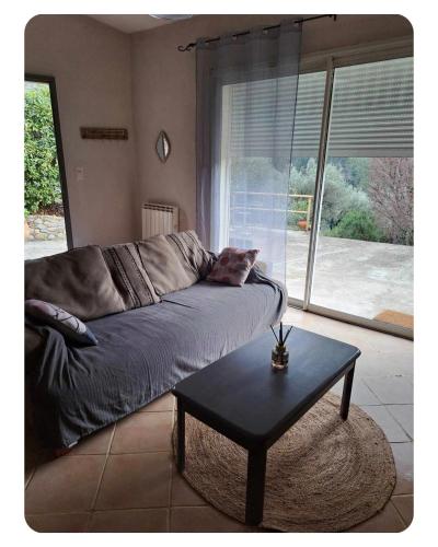 Prostor za sedenje u objektu Maison à Nyons