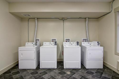 Galerija fotografija objekta Chateau Nova Yellowknife u gradu 'Yellowknife'