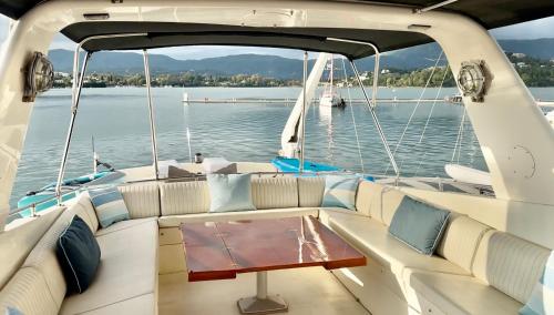 Stunning Motor Yacht in Corfu