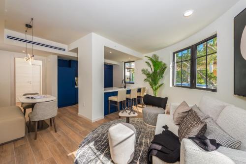 The Avenue Coral Gables photo 60