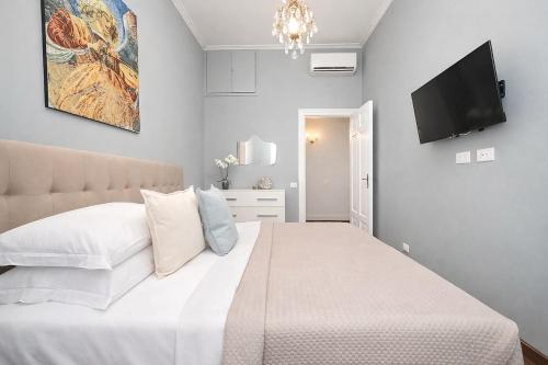GRACCHI Gallery 84 LUXURY APARTMENT- NEW !! THE BEST FOR YOUR HOLIDAY- S'PETER BASILICA