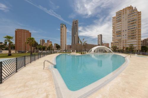 Sea view, 30th floor, Garage, heated pool, AC
