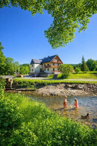 Willa Sowia nowe apartamenty nad górskim potokiem zachwycający widok na góry