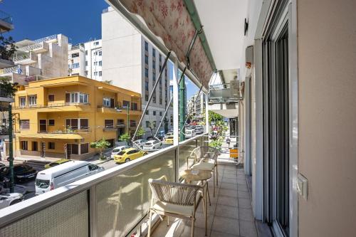 Elegant Acropolis Apartment for 6 guests!