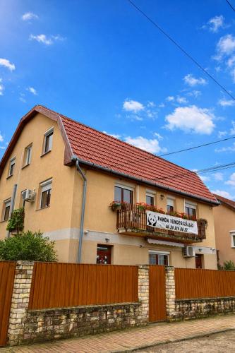 Panda Vendégszállás