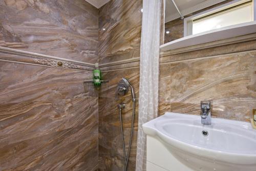 StaySplitBay Old Town Authentic Luxury Studio