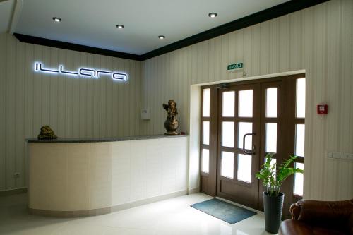 Hotel Illaraのロビーまたはフロント