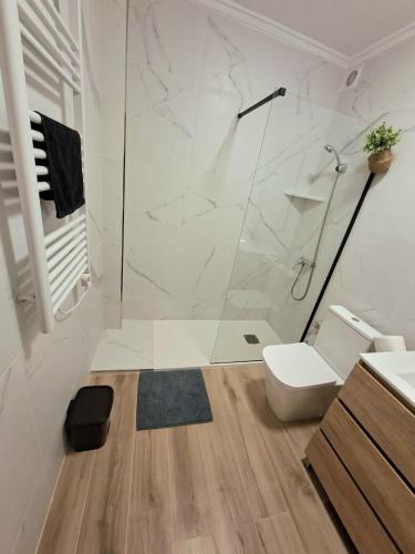 Mira Torre Apartment