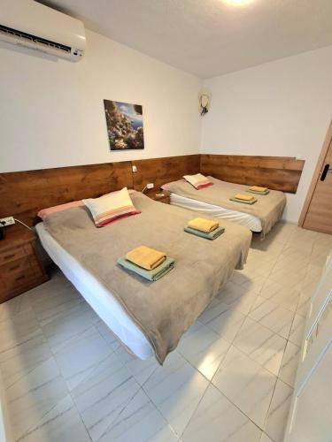Mira Torre Apartment