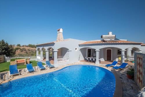 Villa João Pedro - Carvoeiro 4 bedroom villa with private pool