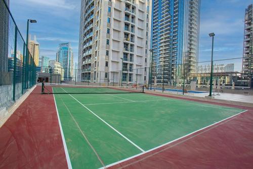 2 Bedroom Apartment JBR Skyline with Balcony