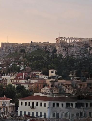 Ermou w Jacuzzi Acropolis View Monastiraki