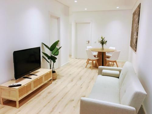 Apartamento T2 Moderno no Centro de Faro - ML - Market Tower