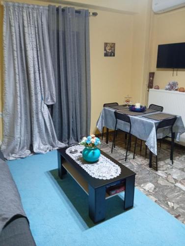 Bill Kostas Central Apartment