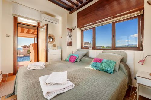 Exclusive 3 Bedroom Sea View Apartment with Private Pool Bahía de la Plata
