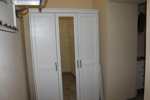Elena House photo 35