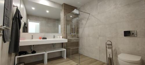 Apartment Josefine - Meerblick, Pool und Wellness