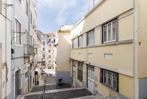 Budget 1 bed Down Town