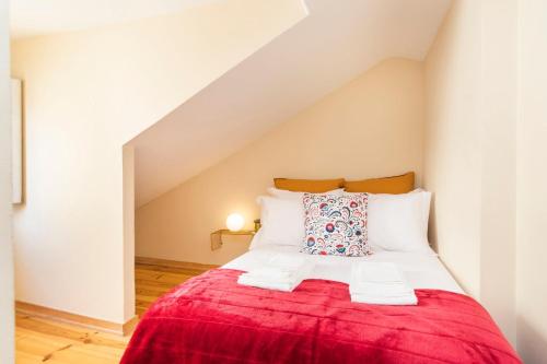 Budget 1 bed Down Town