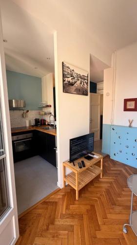 Living Nice and French Riviera