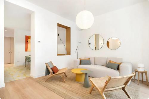 Chueca Fuencarral - 5 Bdrms 5 Baths 12 pax