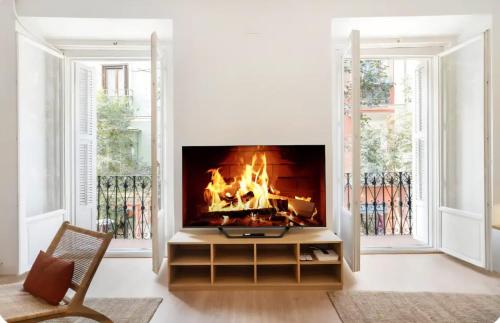 Chueca Fuencarral - 5 Bdrms 5 Baths 12 pax