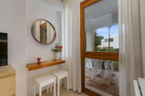 AÇOTEIAS BEACH STUDIO - 5 min to Falesia Beach