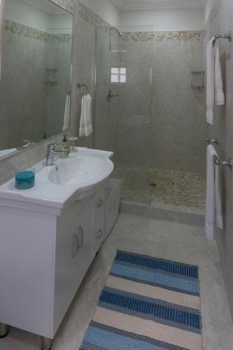 Sandgate photo 3