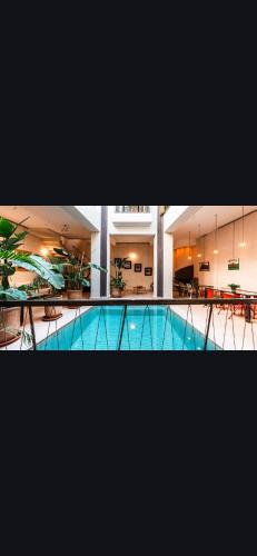 Swimmingpoolen hos eller tæt på Dar d'Art