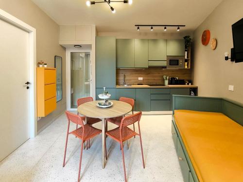 Drops & Dots Studio in the key area of Milan