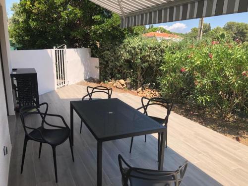 Agréable appart, refait à neuf, calme, 5mn mer, Calanques St Aygulf