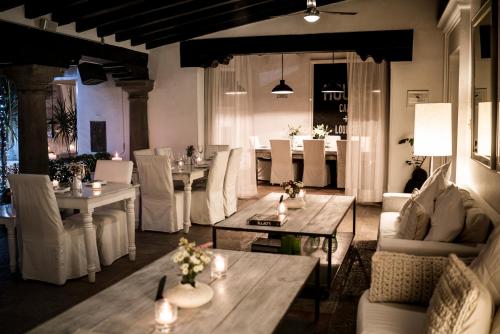 Χώρος καθιστικού στο Las Casas B&B Boutique Hotel, Spa & Restaurante Cuernavaca