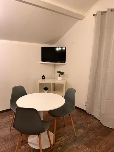 Televisor o centre d'entreteniment de L'escale Aéro Lyon