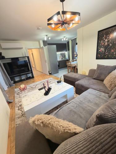 New cozy 3 bedroom apartment 90m2