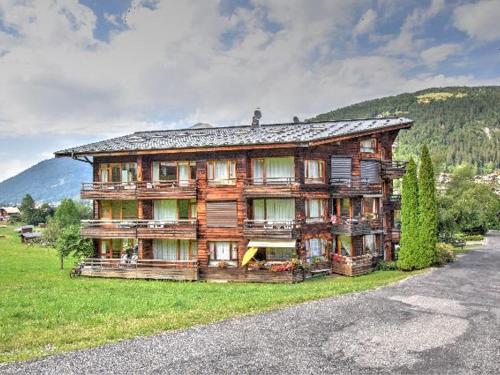 Appartement 4 ch proche centre avec cheminée et balcon