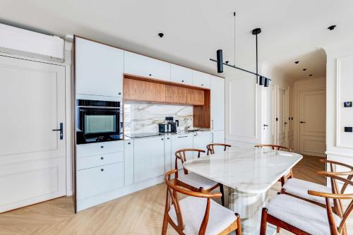 Charming apartment a c 2BR-6P Grand boulevards