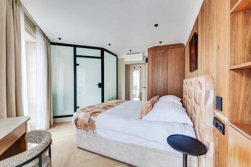 Charming apartment a c 2BR-6P Grand boulevards