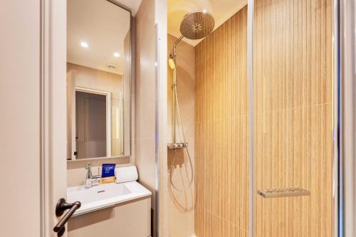 Charming apartment a c 2BR-6P Grand boulevards
