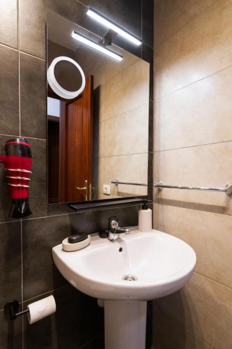 Jade Suite 4