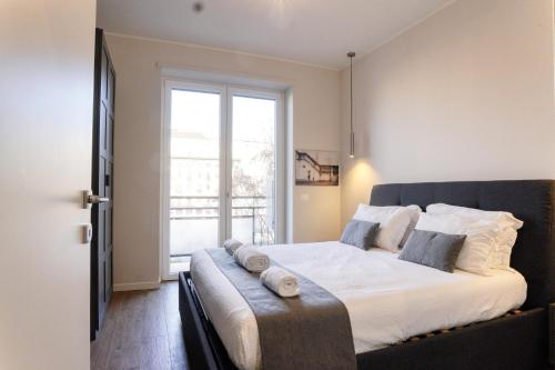 Darsena Contemporary Home - Spacious 2BR a few Steps from Centre