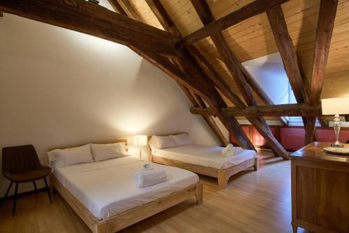 Historic Apartment Cathedral View in the Heart of Bern 4th Floor - no Lift