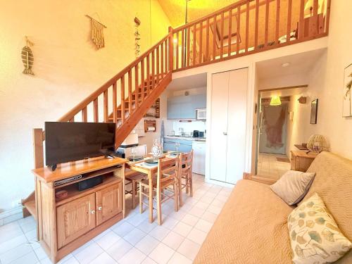 La voile bleue - 130 metres from the beach