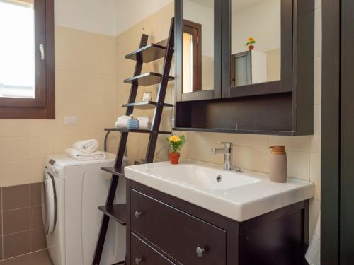Bicocca, Free PARKING, Private Garage, Metro M5 200m, Garden, Kids & Pet Friendly