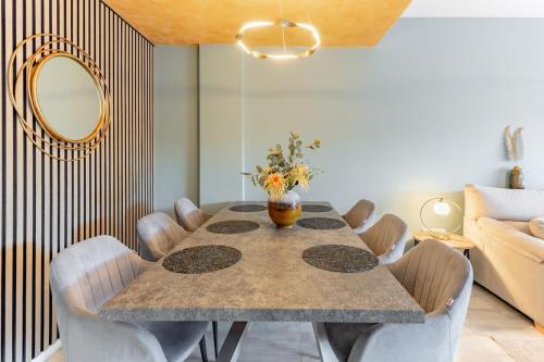 3 bed townhouse close to the beach