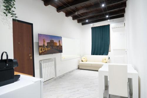 Home d'elite trevi 2