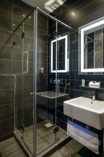 The Landmark Suites Westlands, Nairobi- Next to Westgate Mallにあるバスルーム